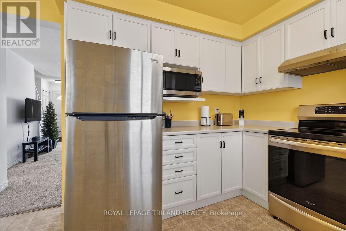 Photo 9 of 25 for 11 - 1095 Jalna Boulevard