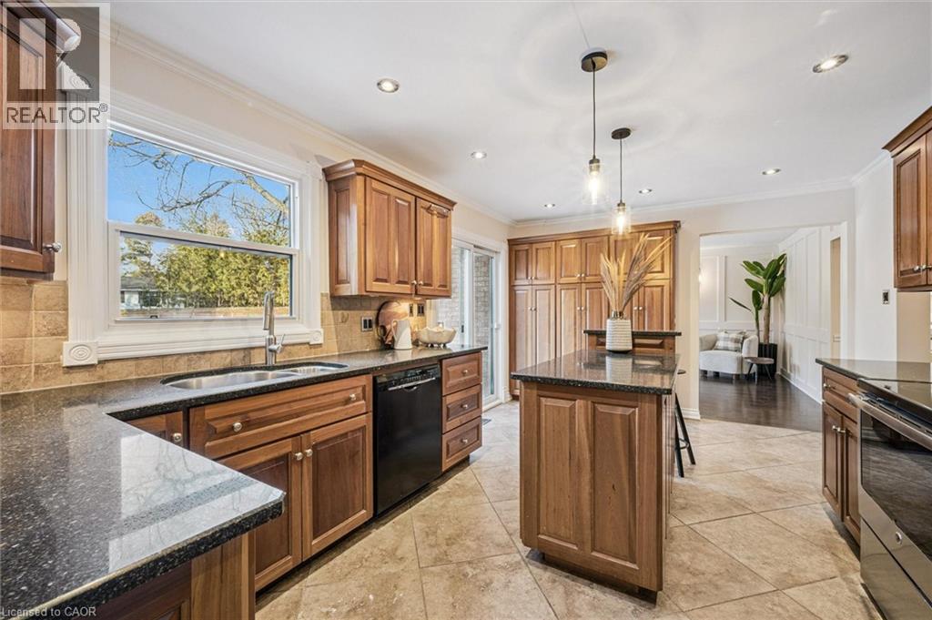 4069 Lakeshore Road, Burlington, Ontario  L7L 1A2 - Photo 13 - 40795511