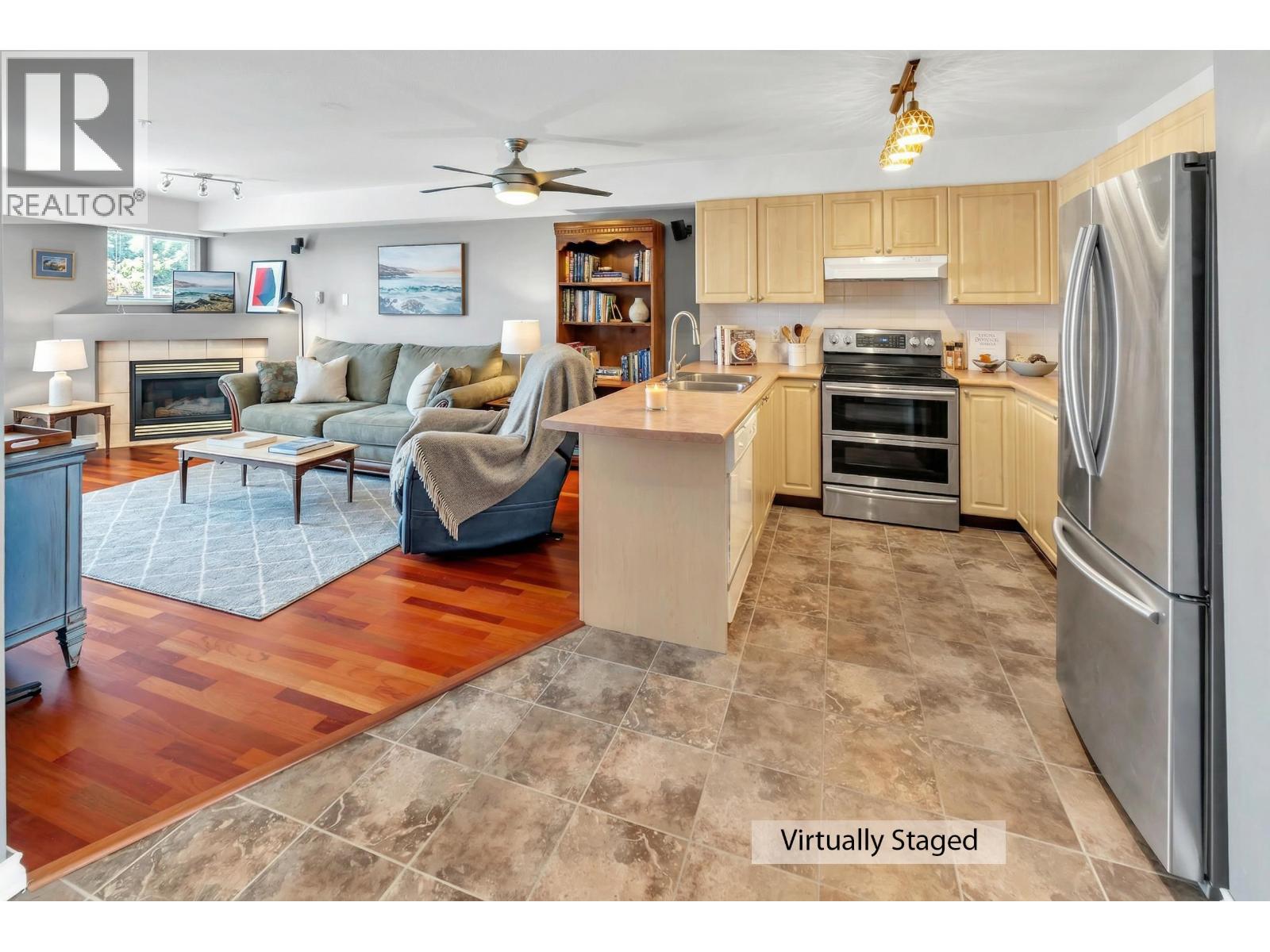 312 11519 Burnett Street, Maple Ridge, British Columbia  V2S 6J9 - Photo 5 - R3096148