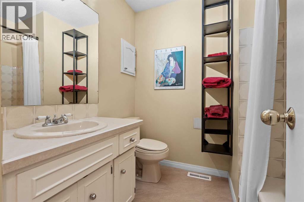 660 Oakwood Place Sw, Calgary, Alberta  T2V 0K5 - Photo 19 - A2290059