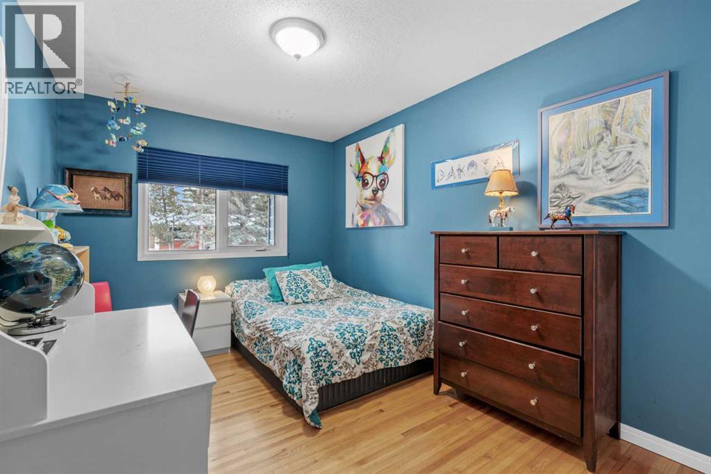 660 Oakwood Place Sw, Calgary, Alberta  T2V 0K5 - Photo 17 - A2290059