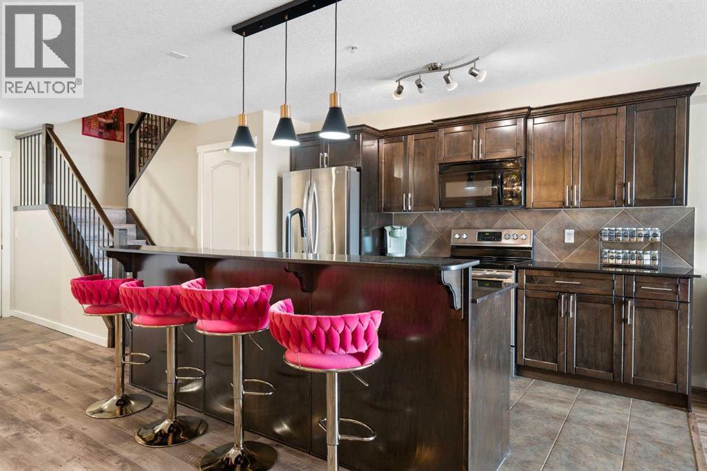 307, 141 Mountain Street, Cochrane, Alberta  T4C 1Z5 - Photo 2 - A2297002