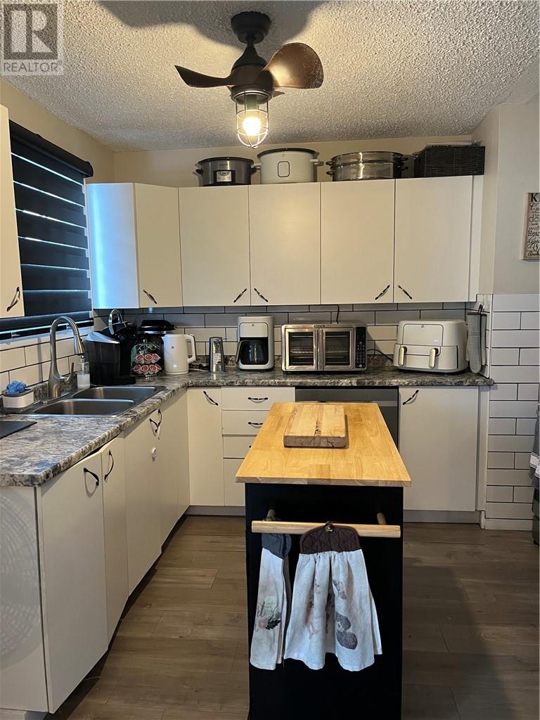 191 Bridge Street, Chelmsford, Ontario  P0M 1L0 - Photo 2 - 2126953