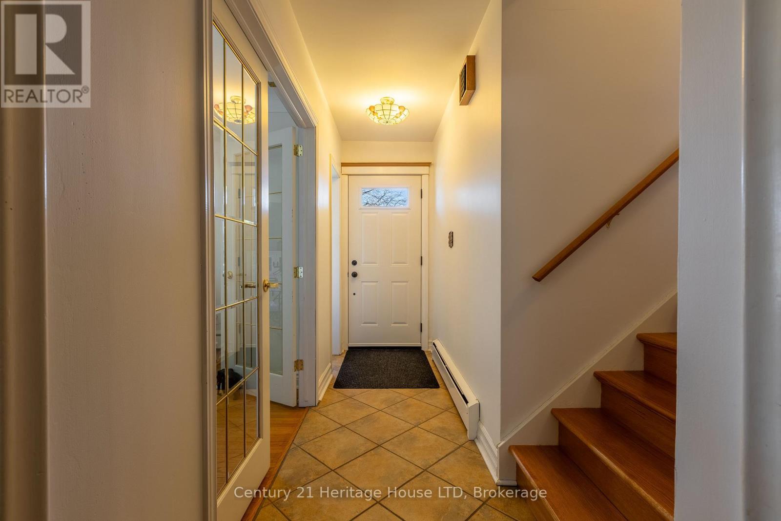 6 Champa Drive, St. Catharines, Ontario  L2M 3K1 - Photo 3 - X12932394