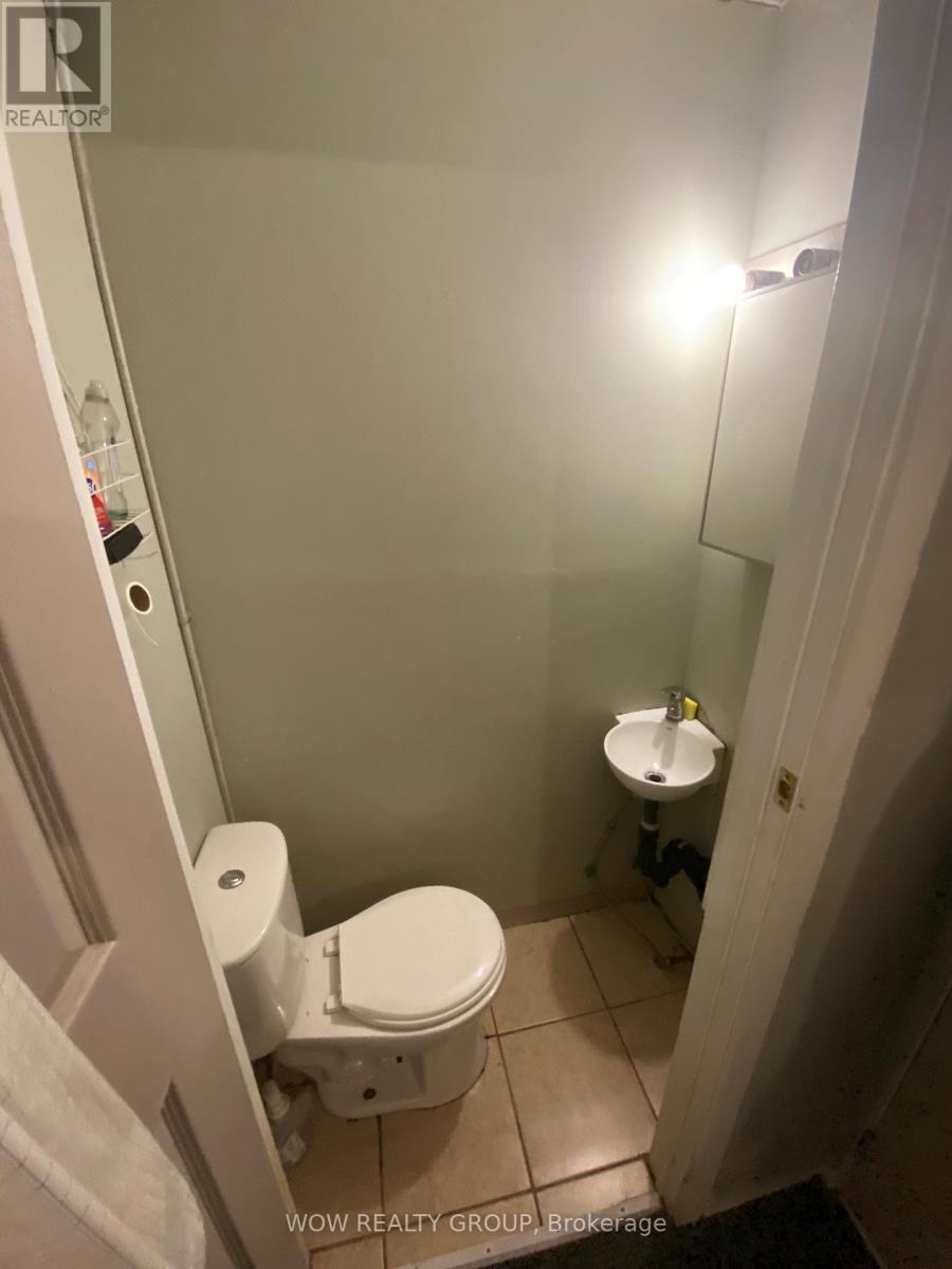 215 Broadway Avenue, Welland (Broadway), Ontario  L3C 5L7 - Photo 26 - X12932406