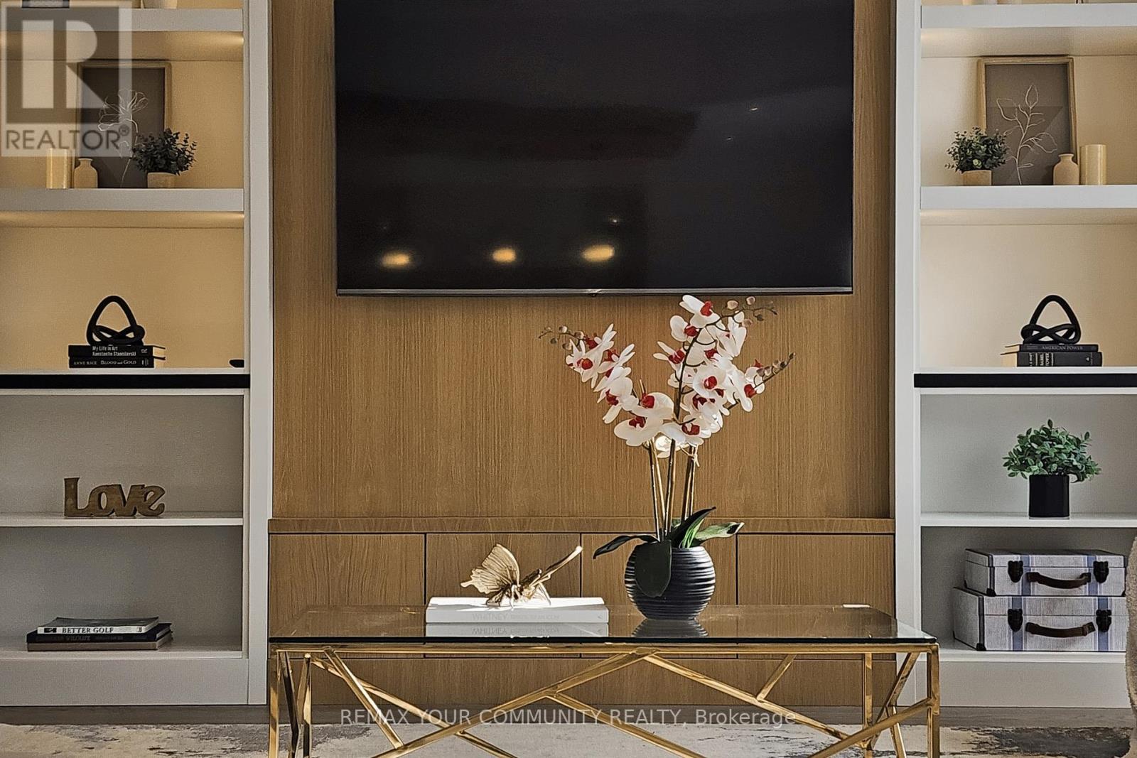 97 Ranee Avenue, Toronto, Ontario  M6A 1N1 - Photo 11 - C12932408