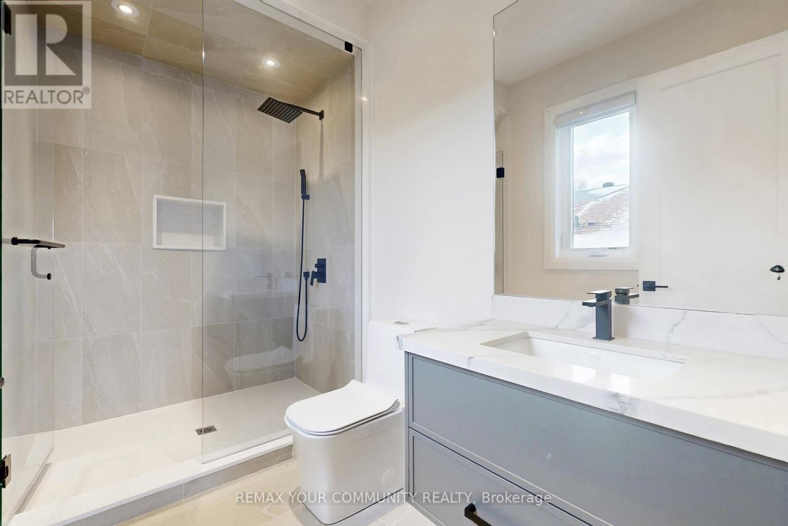 97 Ranee Avenue, Toronto, Ontario  M6A 1N1 - Photo 33 - C12932408