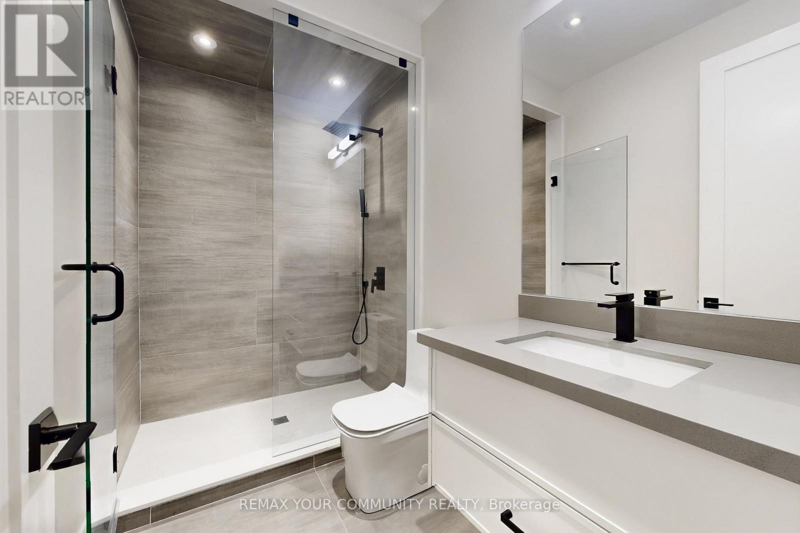 97 Ranee Avenue, Toronto, Ontario  M6A 1N1 - Photo 42 - C12932408