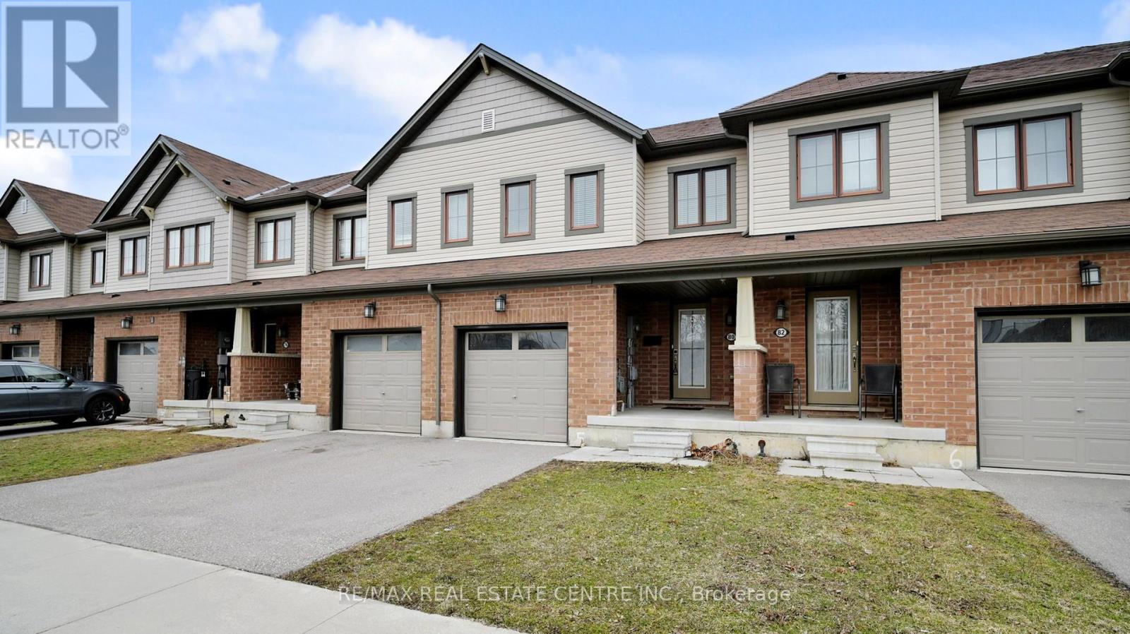 80 Scarletwood Street, Hamilton, Ontario  L8J 1X5 - Photo 2 - X12923068