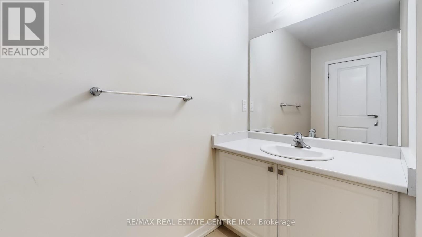 80 Scarletwood Street, Hamilton, Ontario  L8J 1X5 - Photo 35 - X12923068