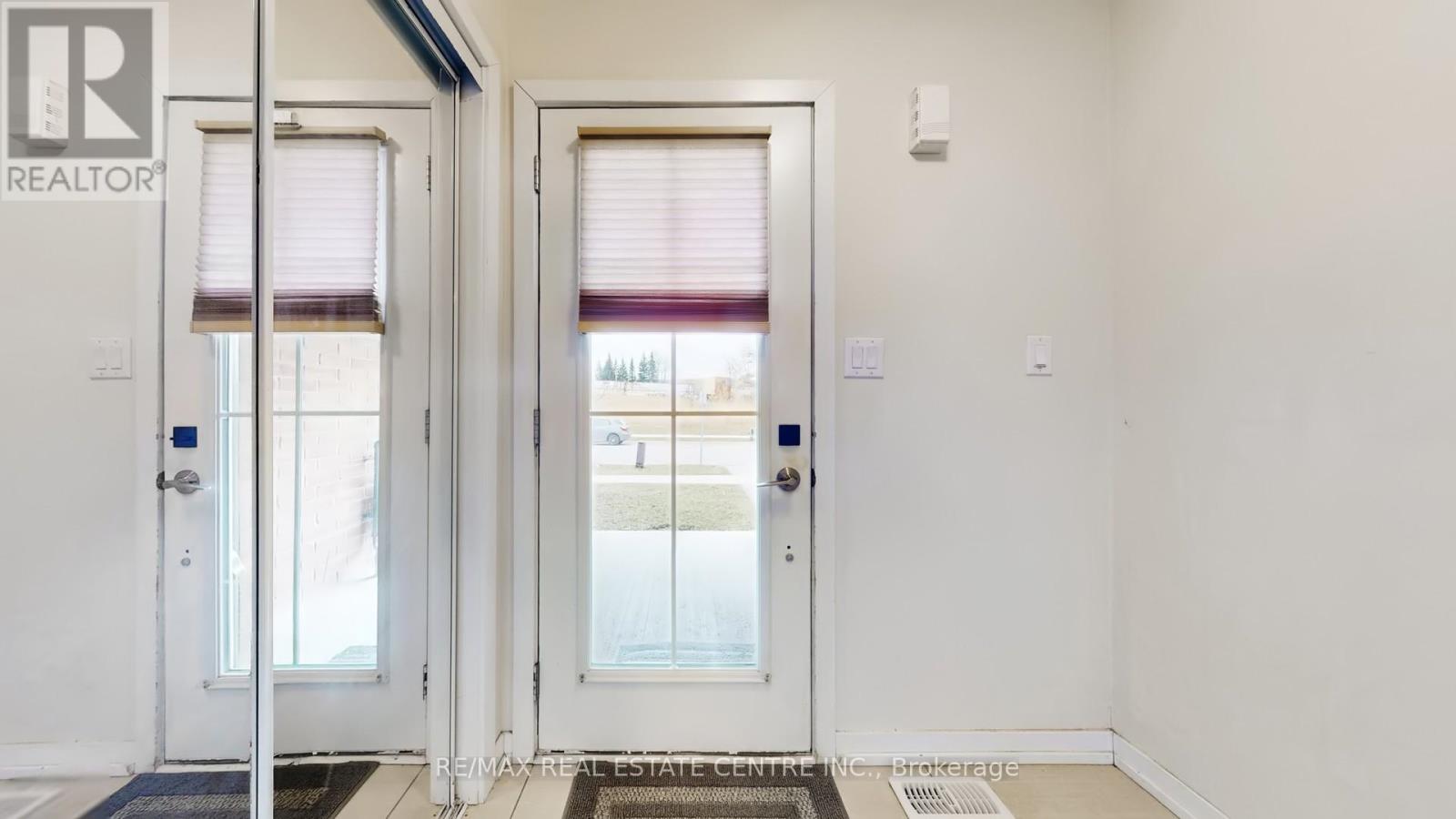 80 Scarletwood Street, Hamilton, Ontario  L8J 1X5 - Photo 17 - X12923068