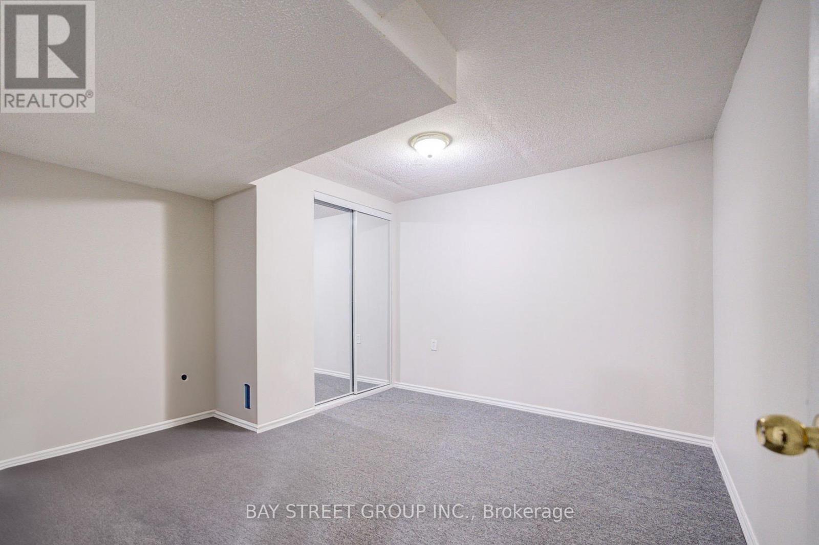 Unknown Address, ,     - Photo 4 - N12932400