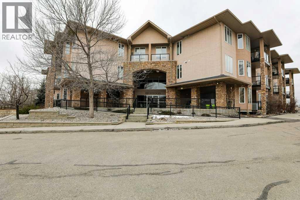 102, 500 7 Street  NW, High River, Alberta