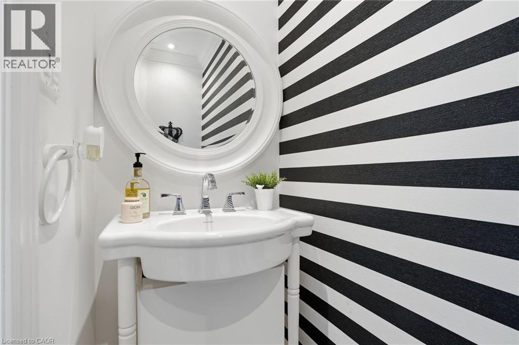 4020 Alexan Crescent, Burlington, Ontario  L3M 5A8 - Photo 25 - 40813845