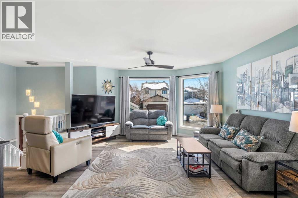 276 Riverside Mews Se, Calgary, Alberta  T2C 3Y8 - Photo 8 - A2296881