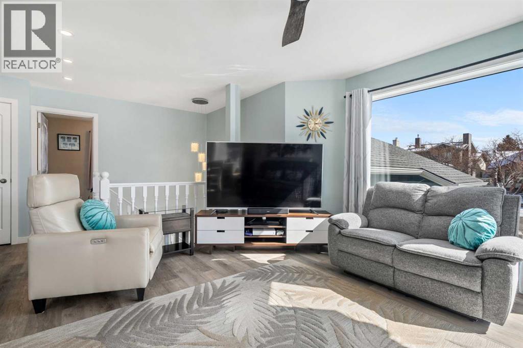 276 Riverside Mews Se, Calgary, Alberta  T2C 3Y8 - Photo 10 - A2296881