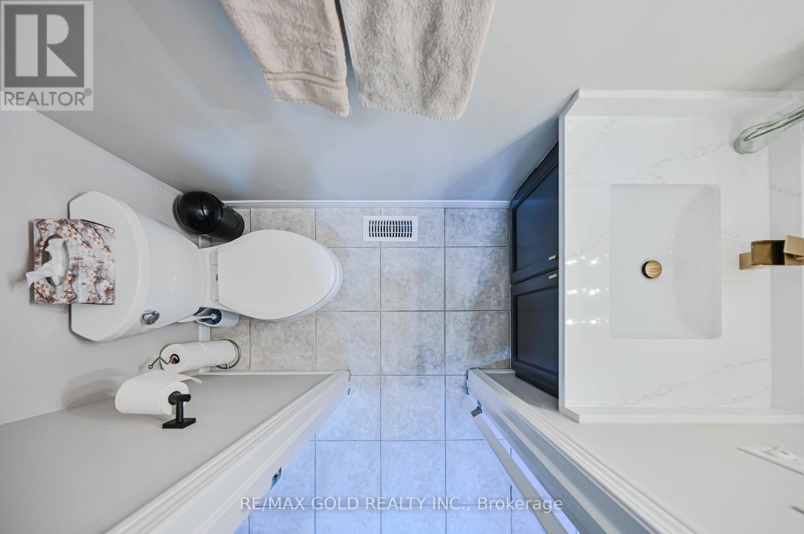 9 - 81 Valridge Drive, Hamilton, Ontario  L9G 5B7 - Photo 17 - X12932398