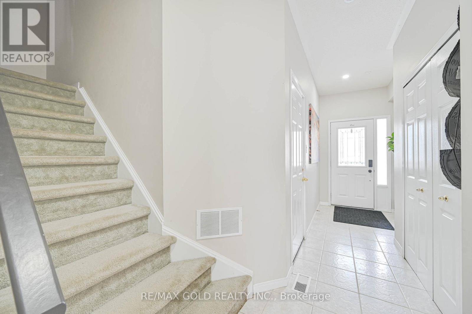 9 - 81 Valridge Drive, Hamilton, Ontario  L9G 5B7 - Photo 19 - X12932398