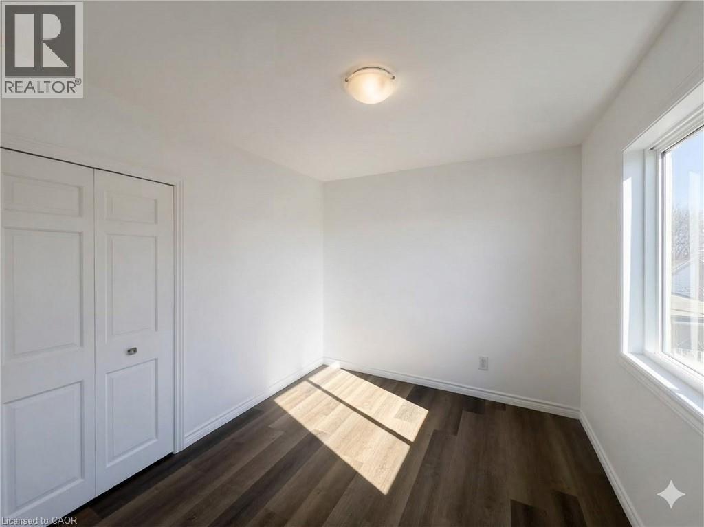 56 Skylark Drive Unit# 2, Hamilton, Ontario  L9A 4Y3 - Photo 5 - 40815902