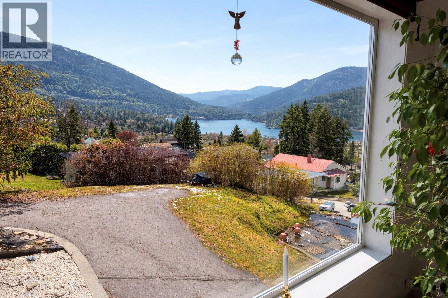 801 Houston Street, Nelson, British Columbia  V1L 5J3 - Photo 12 - 10374655