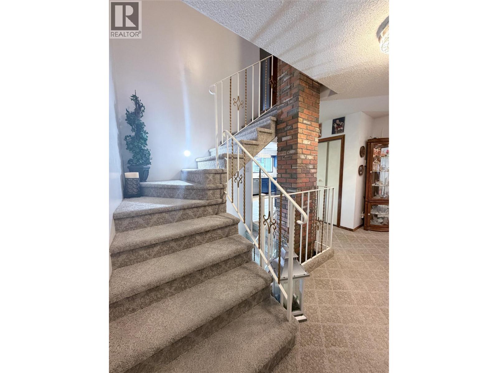 801 Houston Street, Nelson, British Columbia  V1L 5J3 - Photo 20 - 10374655