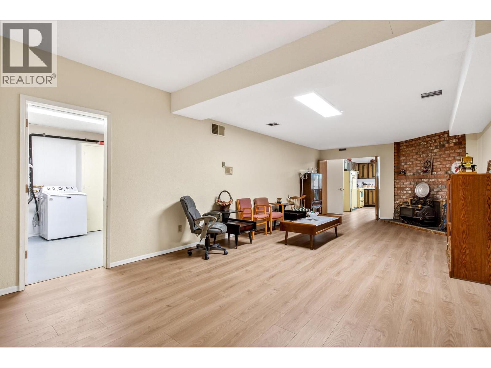 1843 Eastern Drive, Port Coquitlam, British Columbia  V3C 3Y5 - Photo 27 - R3104340