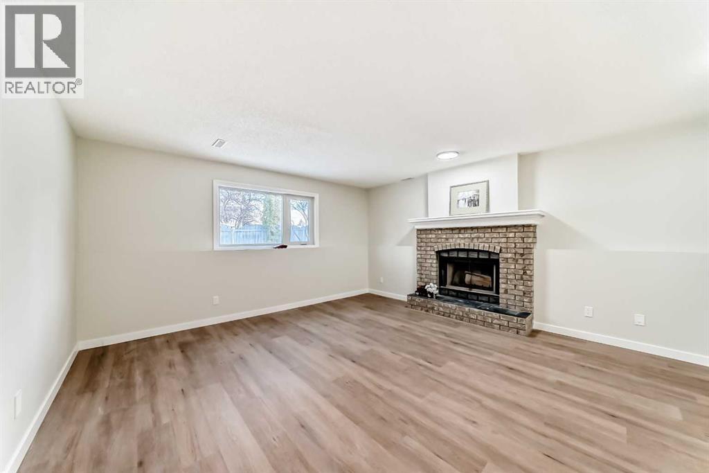 624 Shawinigan Drive Sw, Calgary, Alberta  T2Y 2H4 - Photo 14 - A2293667