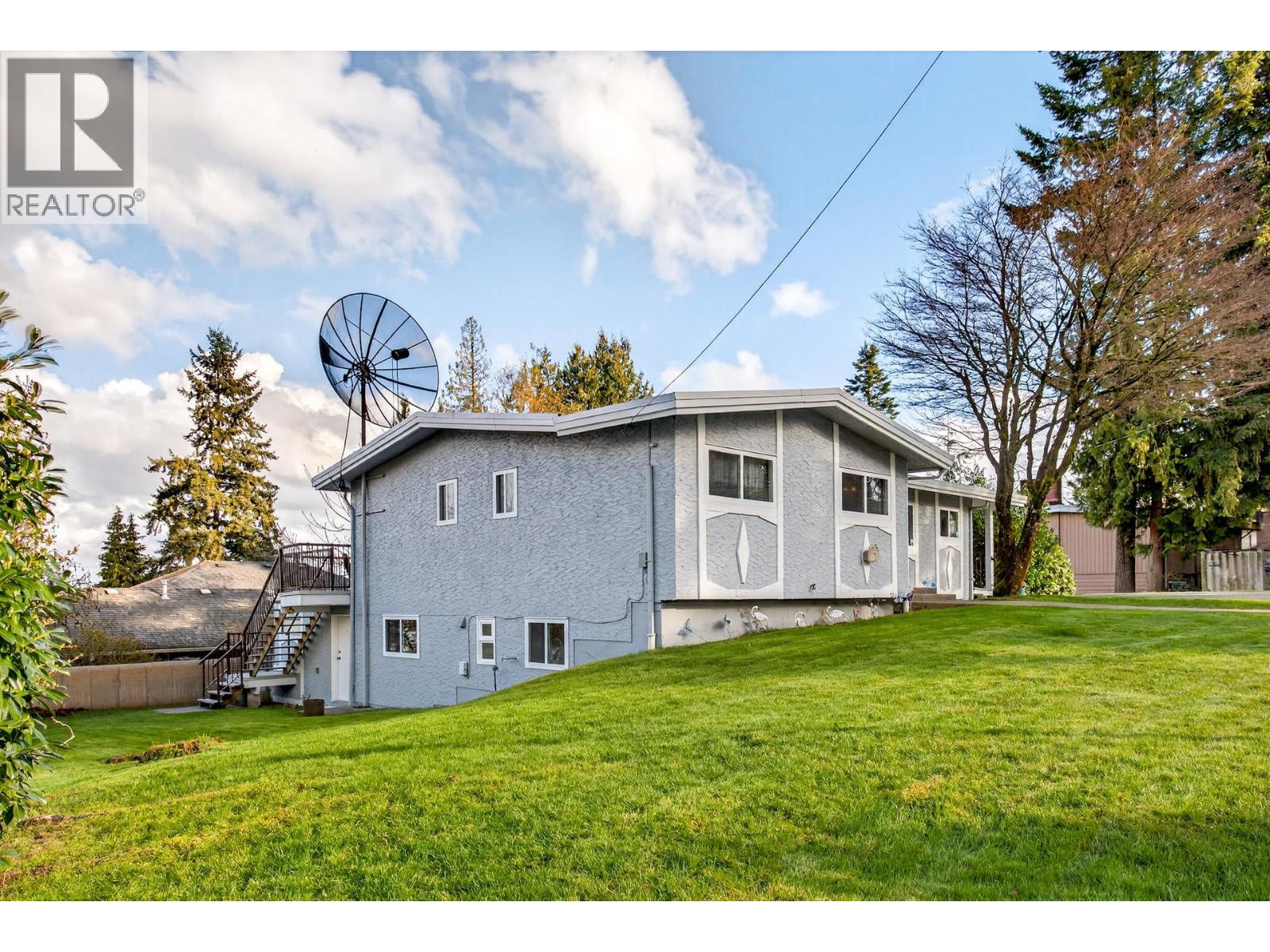 1843 Eastern Drive, Port Coquitlam, British Columbia  V3C 3Y5 - Photo 3 - R3104340