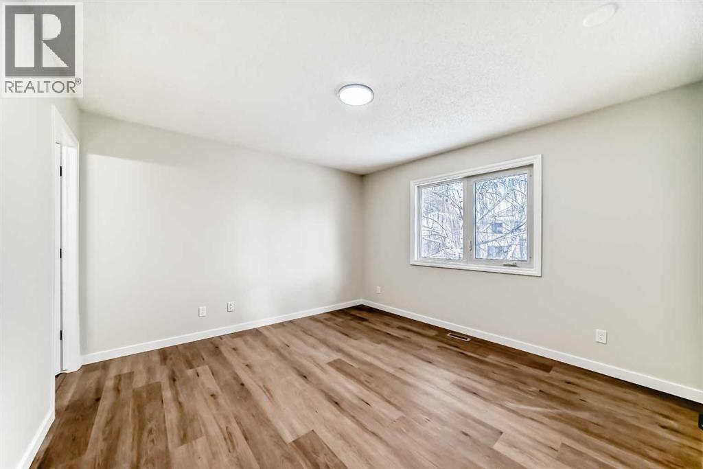 624 Shawinigan Drive Sw, Calgary, Alberta  T2Y 2H4 - Photo 27 - A2293667