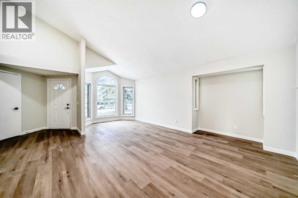 624 Shawinigan Drive Sw, Calgary, Alberta  T2Y 2H4 - Photo 5 - A2293667