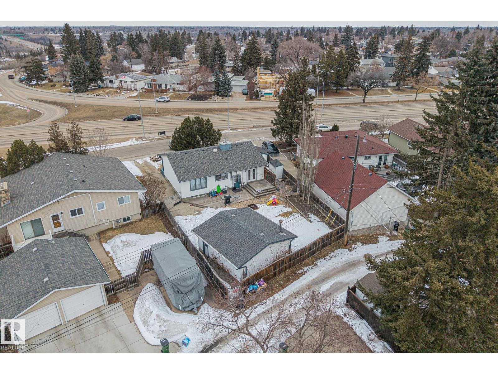 6811 Fulton Dr Nw, Edmonton, Alberta  T6A 3V7 - Photo 38 - E4479142