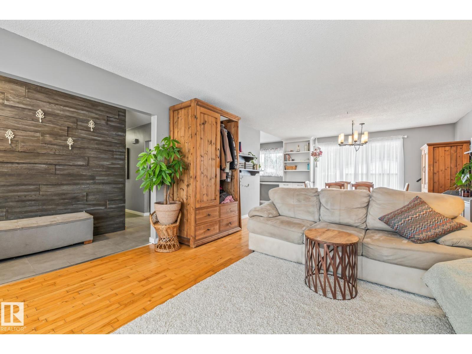 6811 Fulton Dr Nw, Edmonton, Alberta  T6A 3V7 - Photo 6 - E4479142