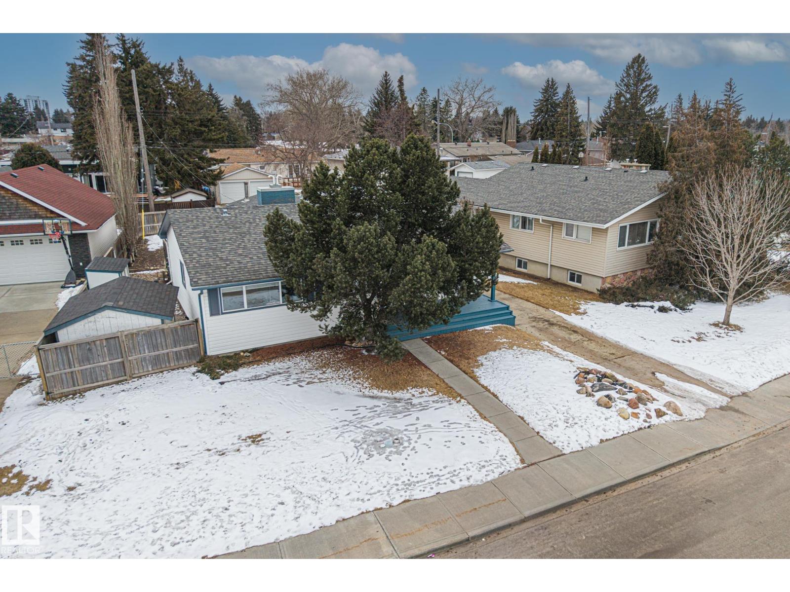 6811 Fulton Dr Nw, Edmonton, Alberta  T6A 3V7 - Photo 47 - E4479142