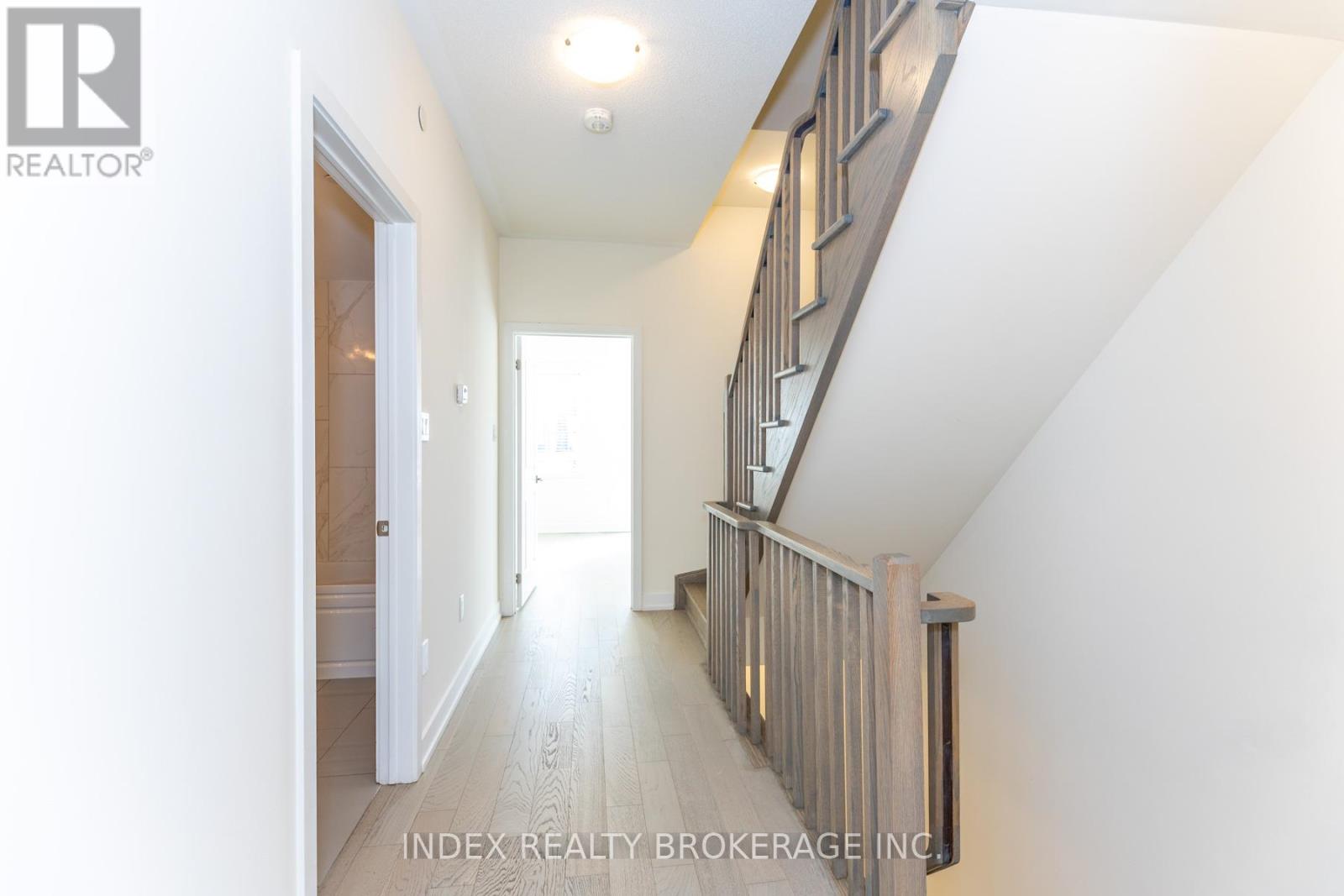 82 William Duncan Road, Toronto, Ontario  M3K 0B7 - Photo 15 - W12931062