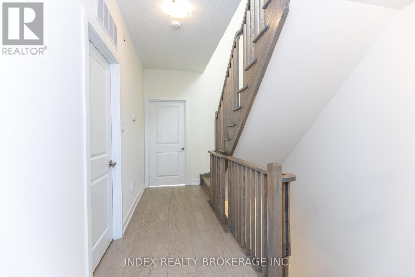 82 William Duncan Road, Toronto, Ontario  M3K 0B7 - Photo 27 - W12931062