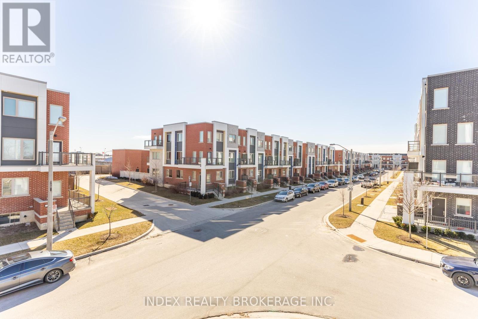 82 William Duncan Road, Toronto, Ontario  M3K 0B7 - Photo 25 - W12931062