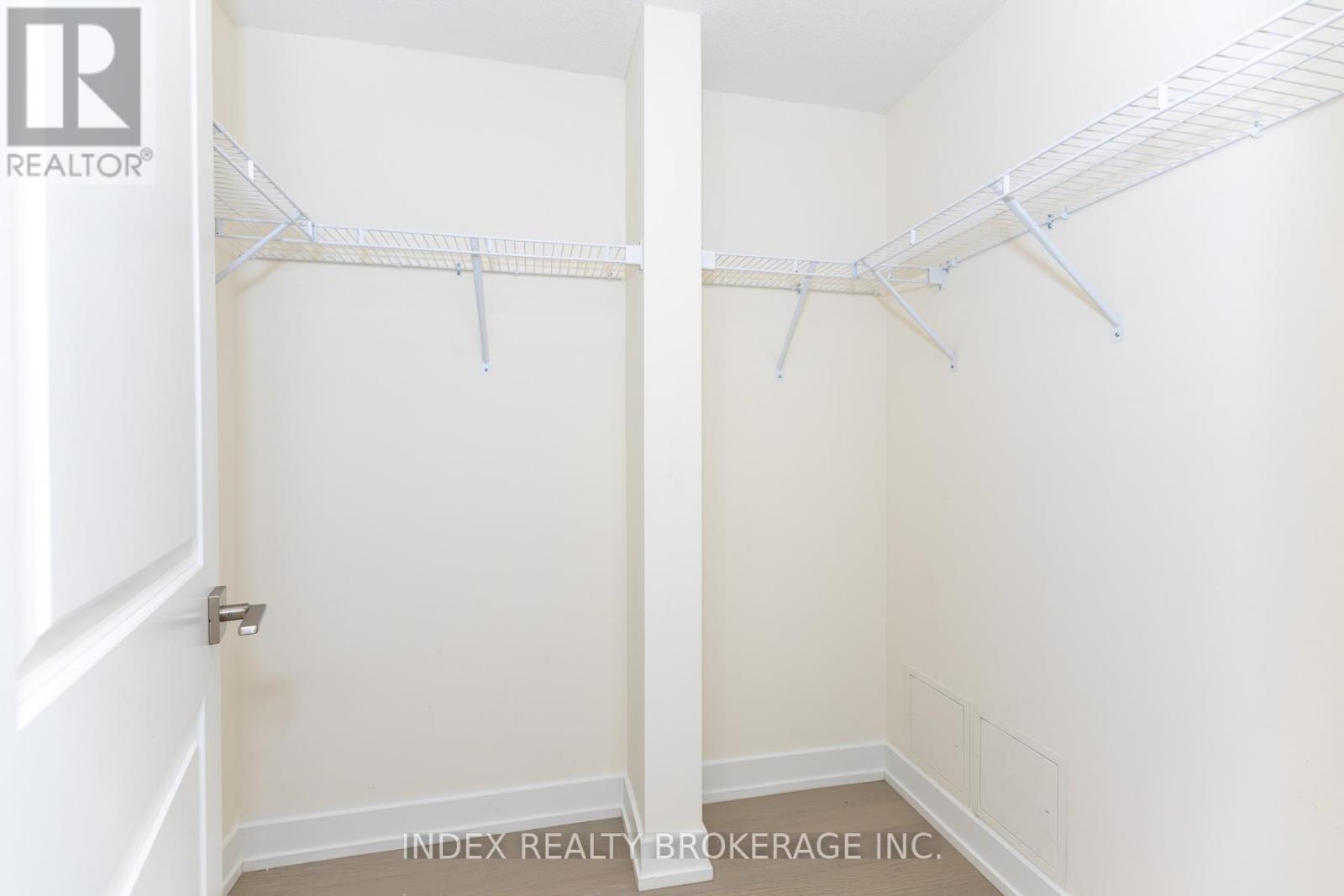 82 William Duncan Road, Toronto, Ontario  M3K 0B7 - Photo 40 - W12931062