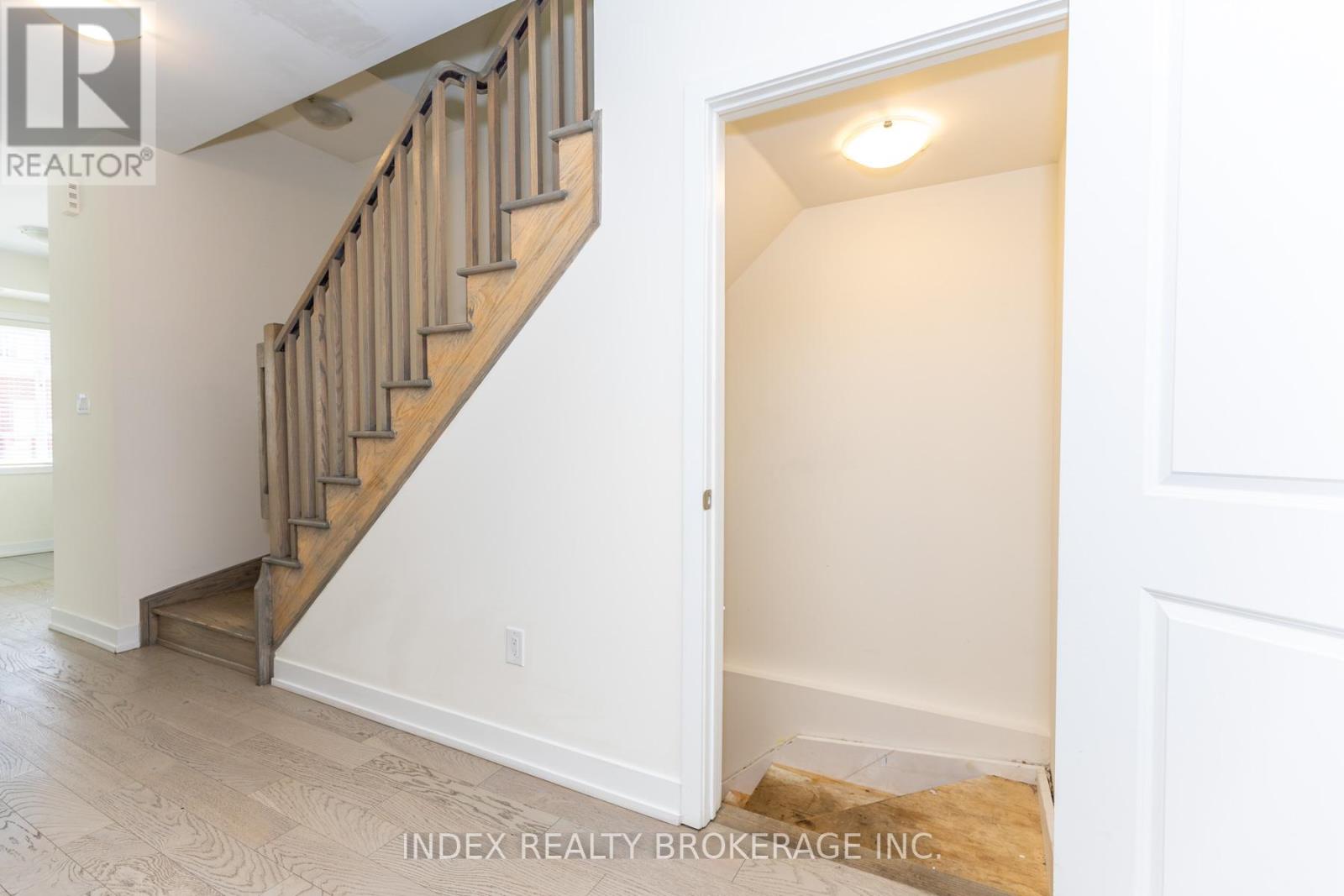 82 William Duncan Road, Toronto, Ontario  M3K 0B7 - Photo 46 - W12931062