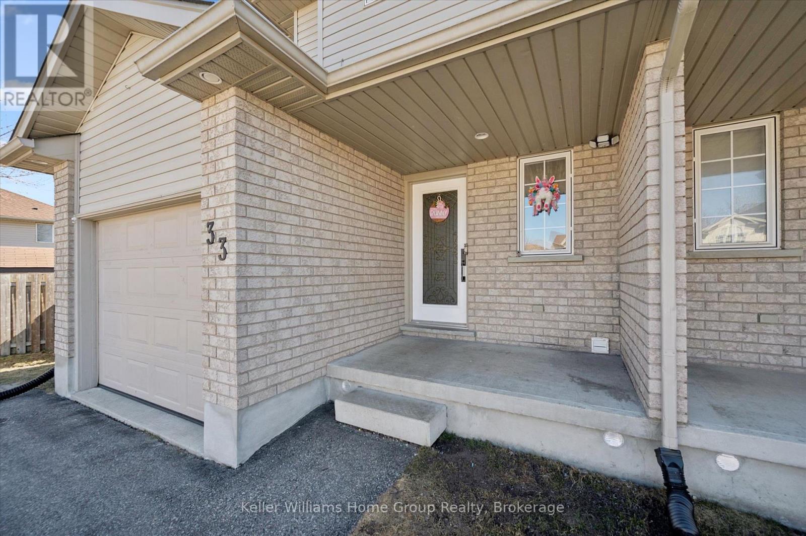 33 Sandcreek Lane, Guelph, Ontario  N1E 7K9 - Photo 4 - X12932480