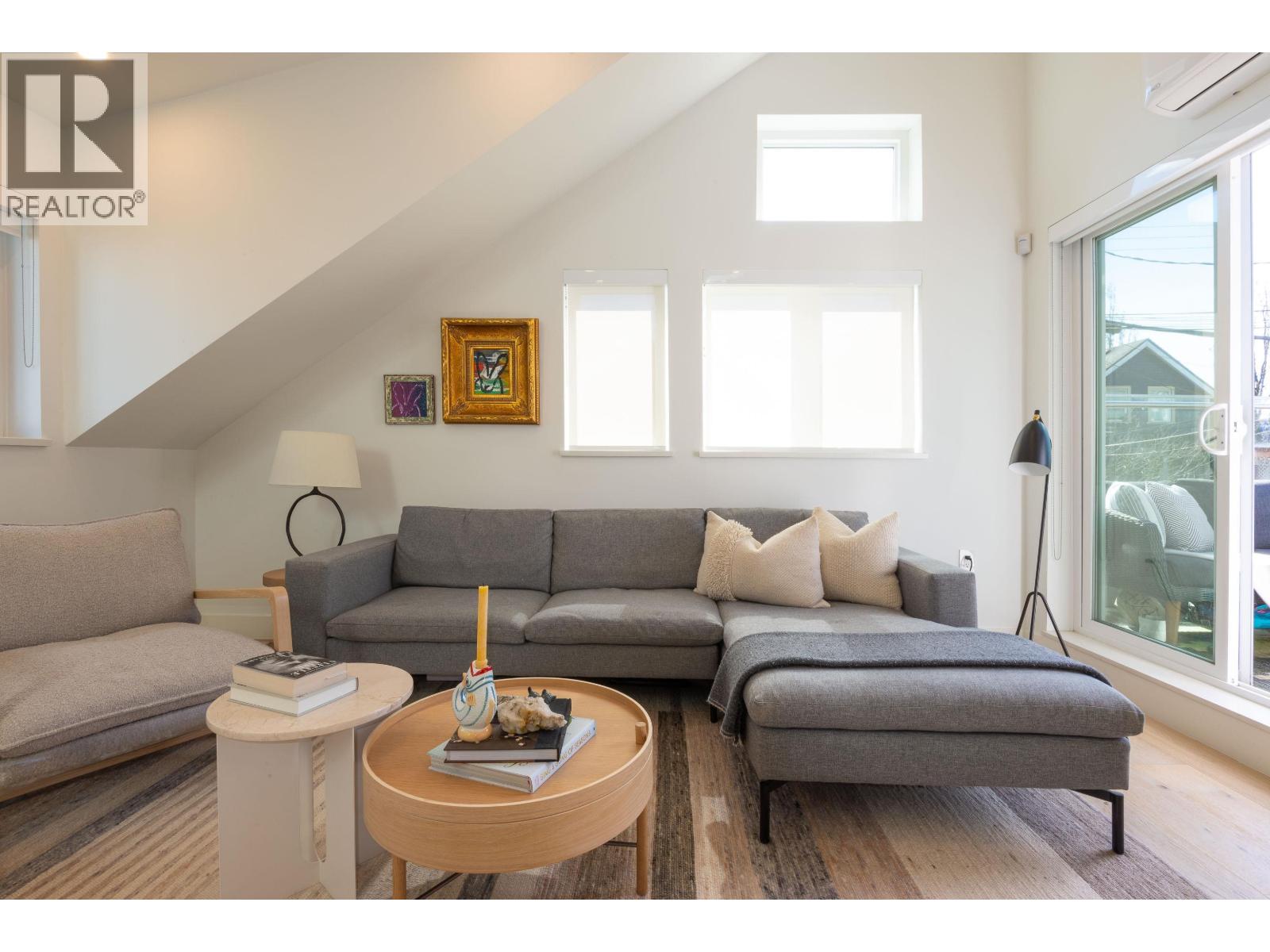 1346 E 11th Avenue, Vancouver, British Columbia V5N 1Y5 - Photo 11 - R3102372