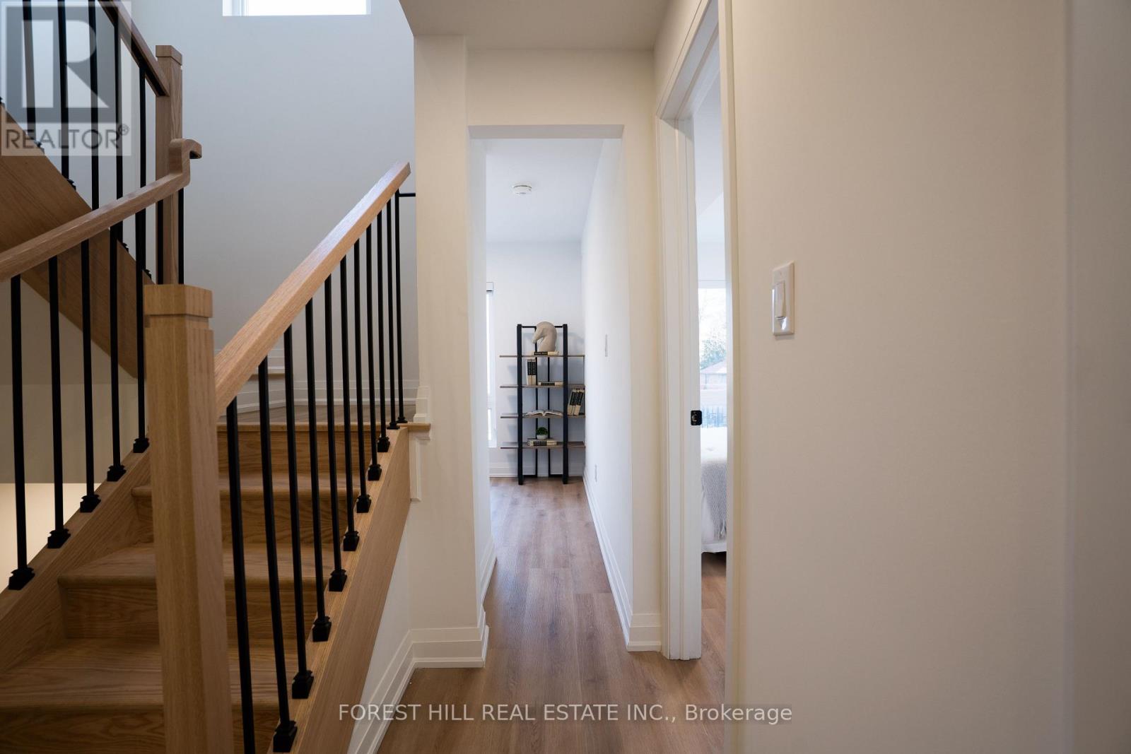 A - 1 Dunsmore Garden, Toronto, Ontario  M3H 3M1 - Photo 34 - C12932452