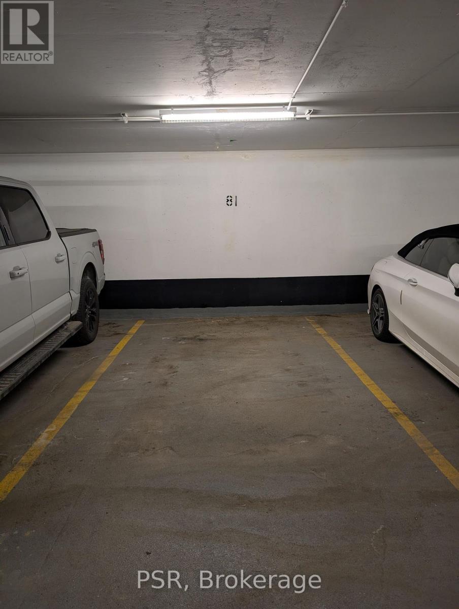 P81 - 11 Wellesley Street W, Toronto, Ontario  M4Y 0G4 - Photo 2 - C12932486