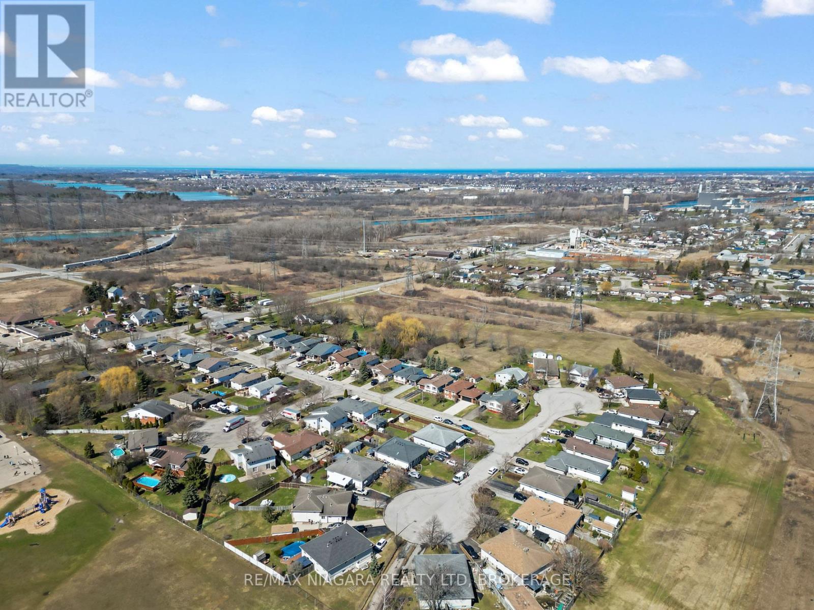 10 Swayze Court, Thorold, Ontario  L2V 4Y9 - Photo 34 - X12932424