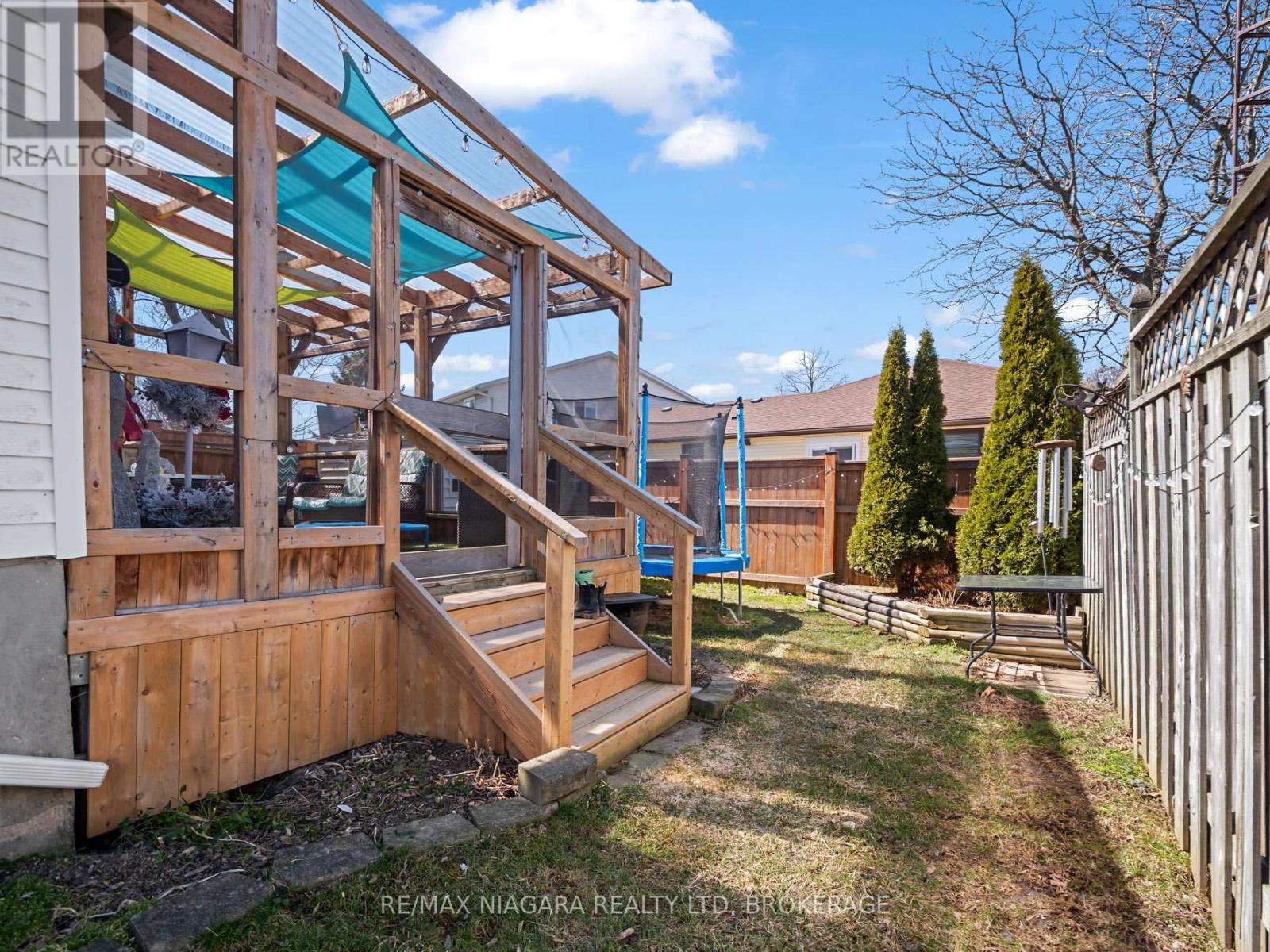 10 Swayze Court, Thorold, Ontario  L2V 4Y9 - Photo 36 - X12932424