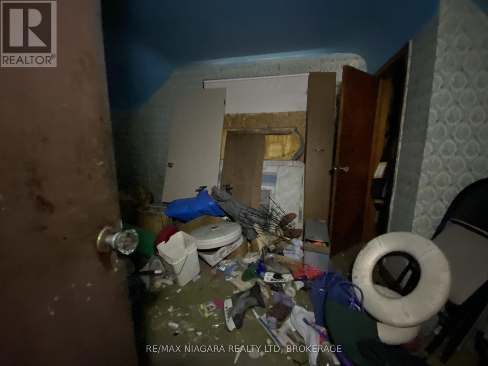 2936 Dorchester Road, Niagara Falls, Ontario  L2J 2Z5 - Photo 3 - X12932430