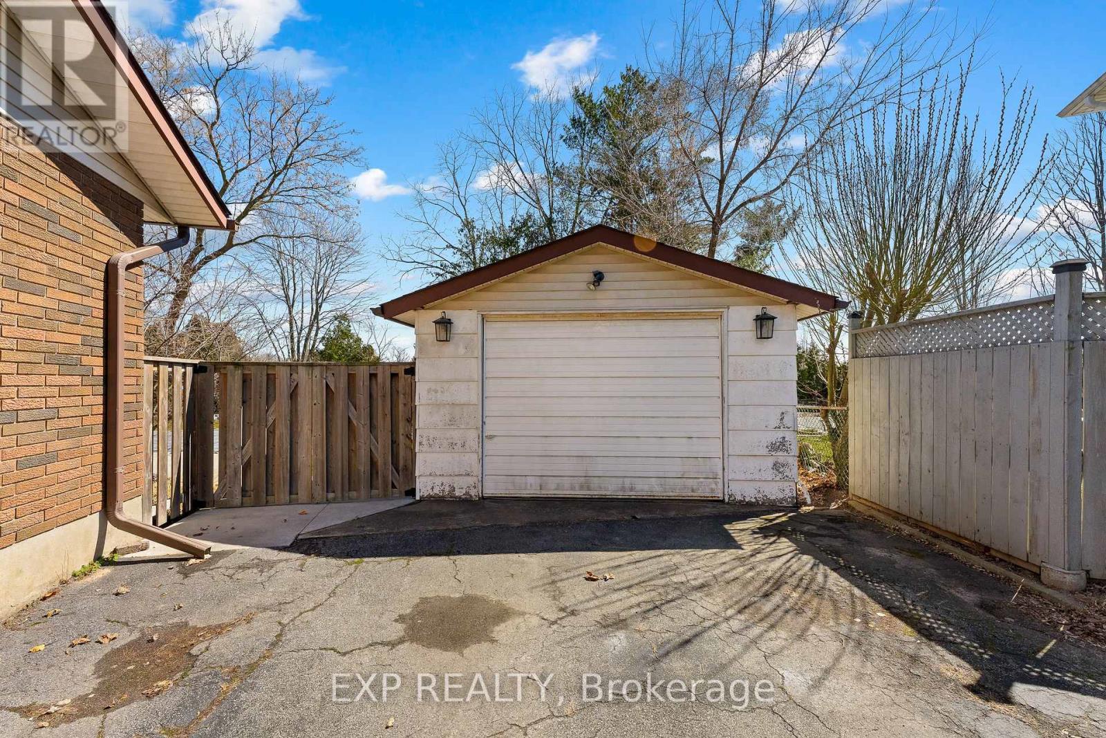 6288 Carolyn Avenue, Niagara Falls, Ontario  L2E 5H5 - Photo 13 - X12932470