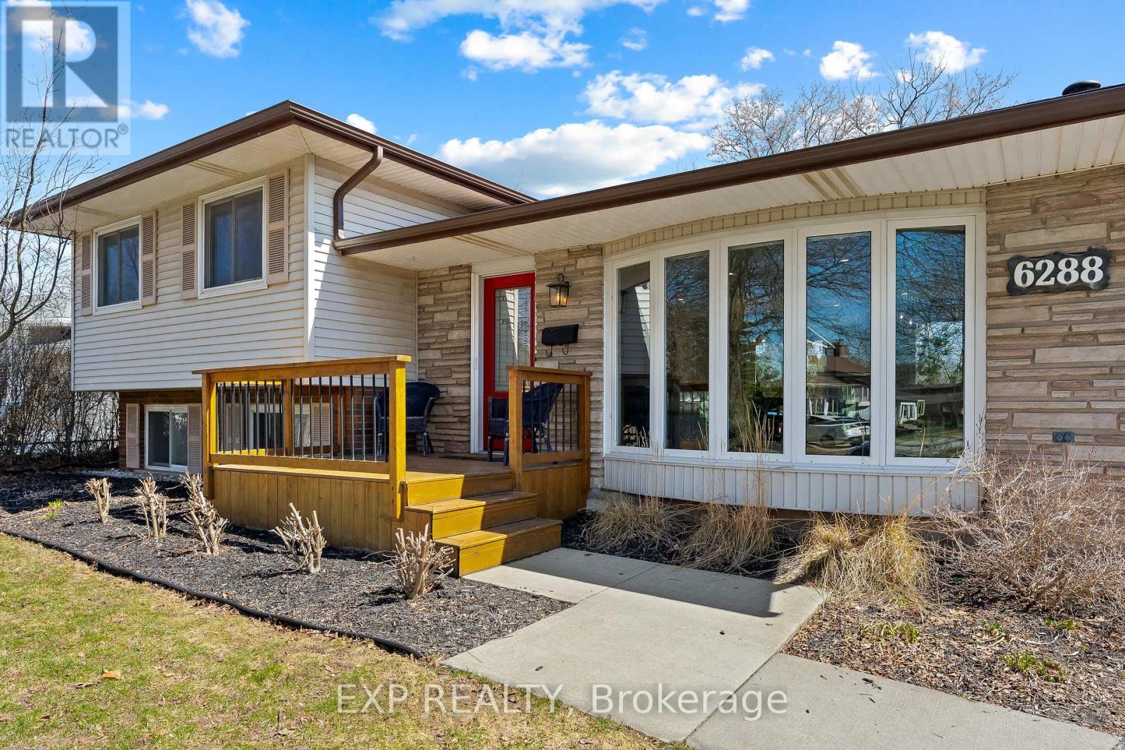 6288 Carolyn Avenue, Niagara Falls, Ontario  L2E 5H5 - Photo 3 - X12932470