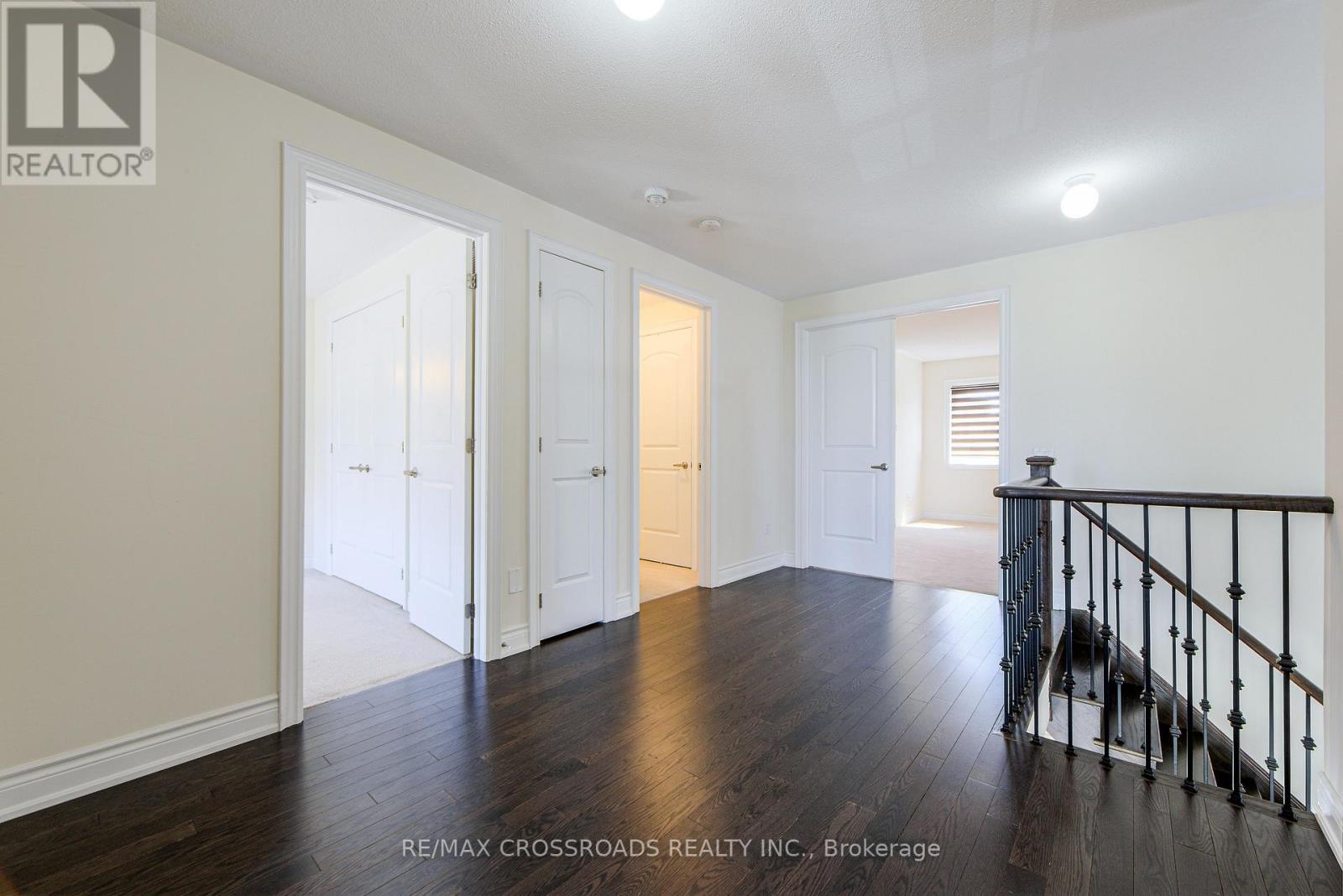 57 Walter English Drive, East Gwillimbury, Ontario  L9N 0R8 - Photo 11 - N12932426