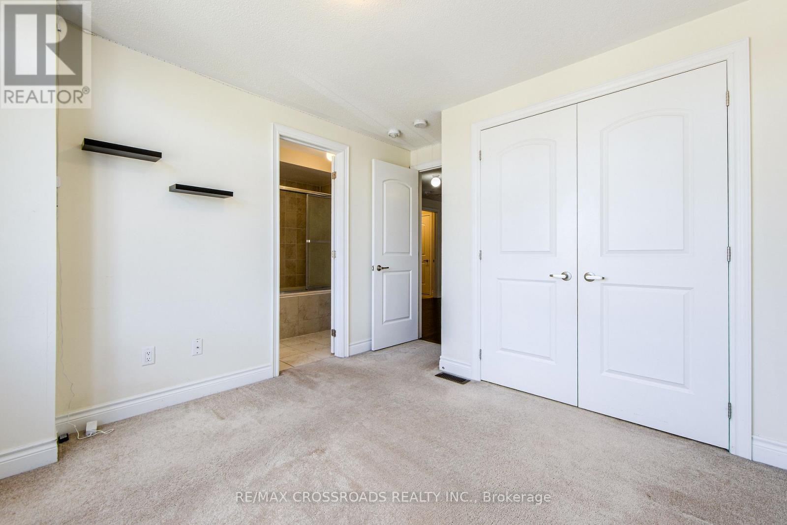 57 Walter English Drive, East Gwillimbury, Ontario  L9N 0R8 - Photo 14 - N12932426