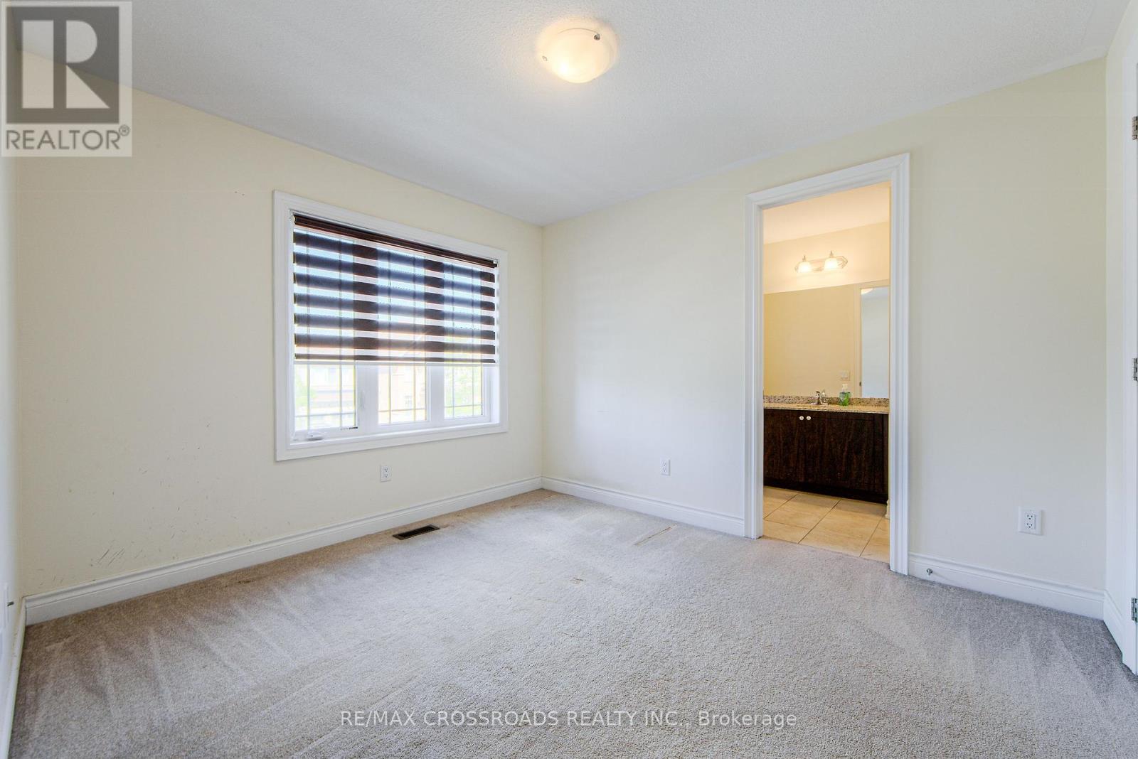 57 Walter English Drive, East Gwillimbury, Ontario  L9N 0R8 - Photo 15 - N12932426